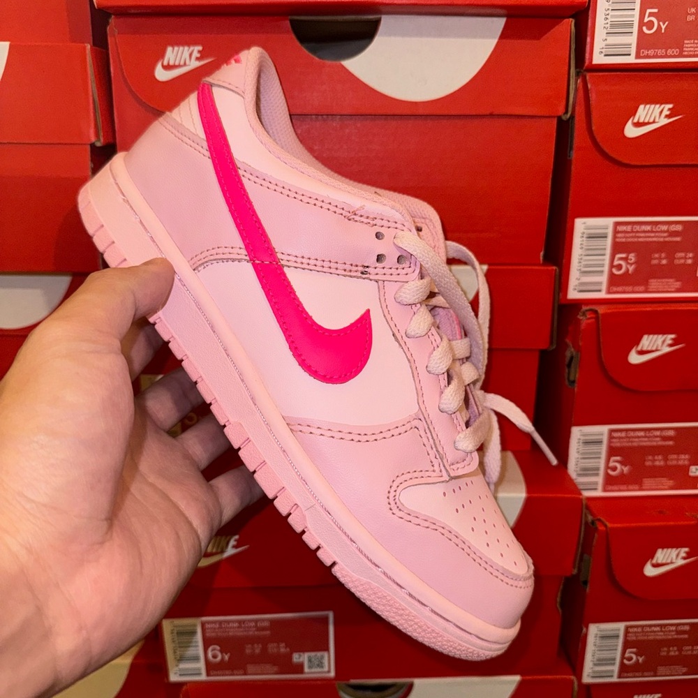 Triple Pink Dunk Gradeschool 4-5-7Y